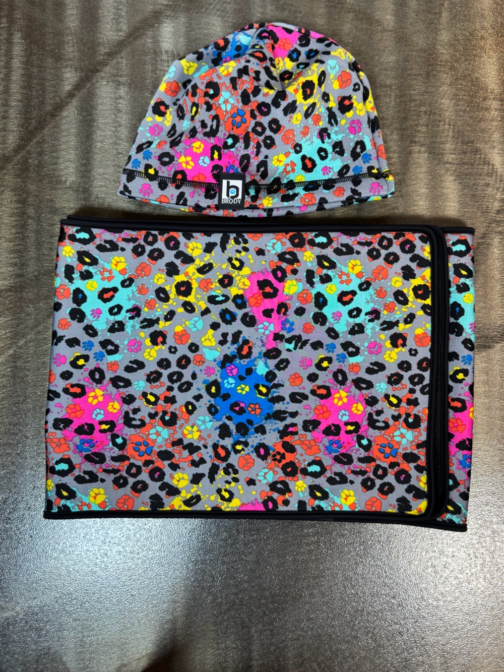 Brody Rare Multicolor 2 pc Neon Leopard Beanie & Neck Warmer Scarf Set. Cozy!